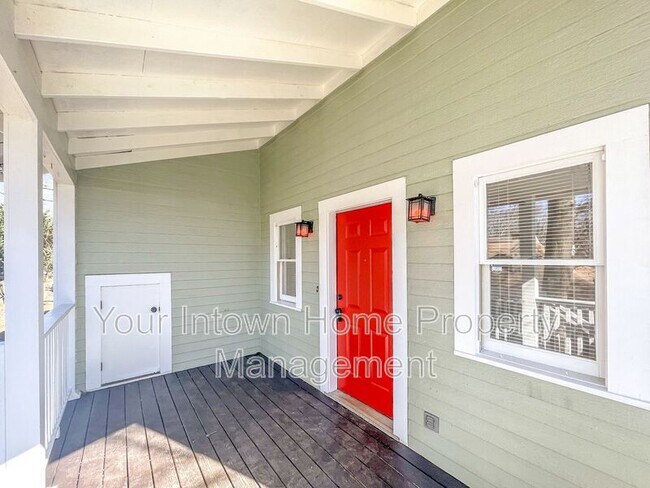 Foto del edificio - 652 Berne St SE