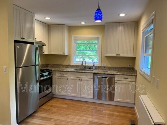Foto del edificio - 5702 Hatchery Ct