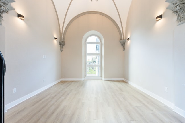 Photo - 1030 N 48th St Apartment