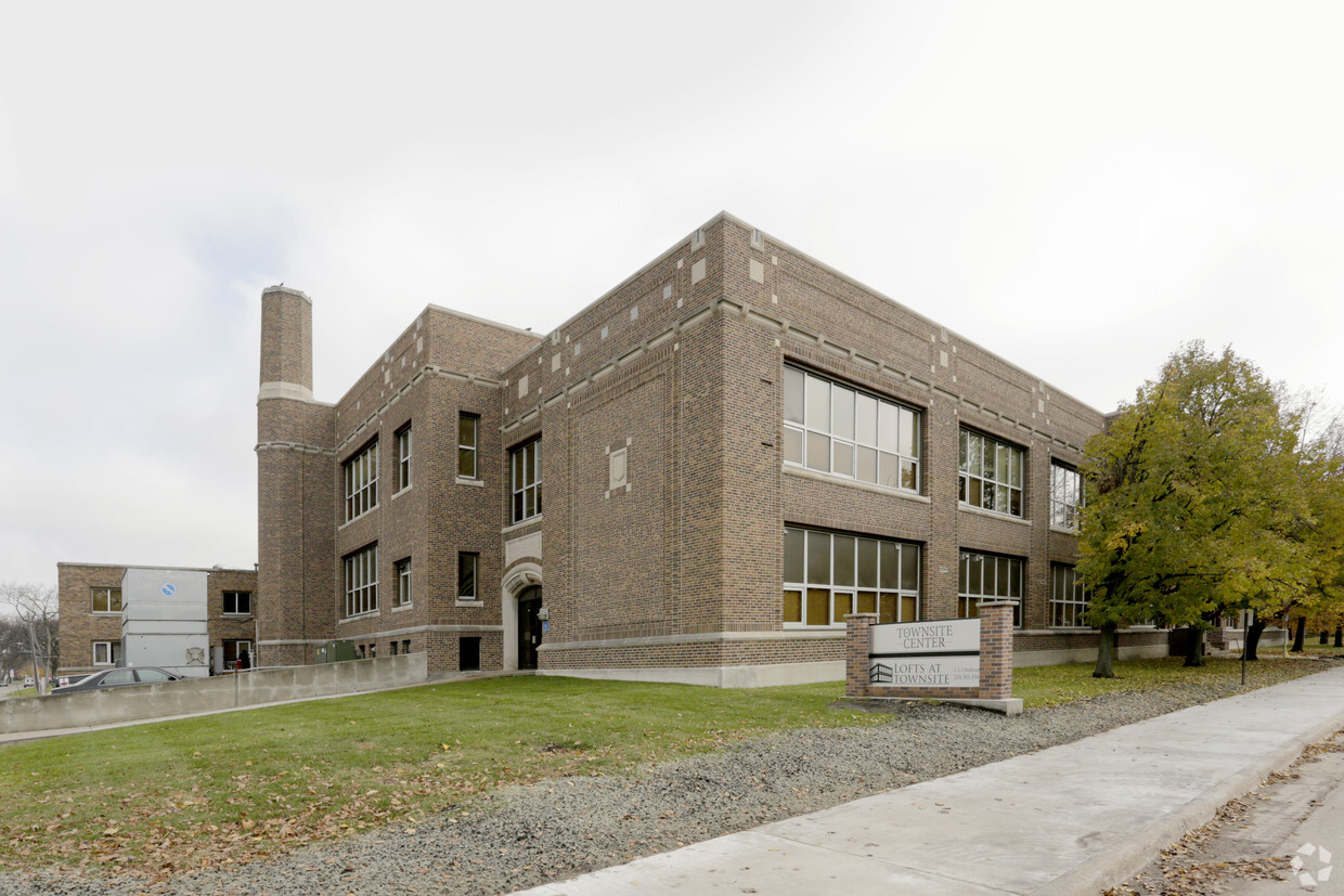 Primary Photo - Lofts at Townsite