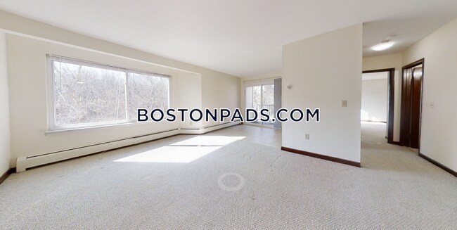 Building Photo - 378 Sunderland Rd