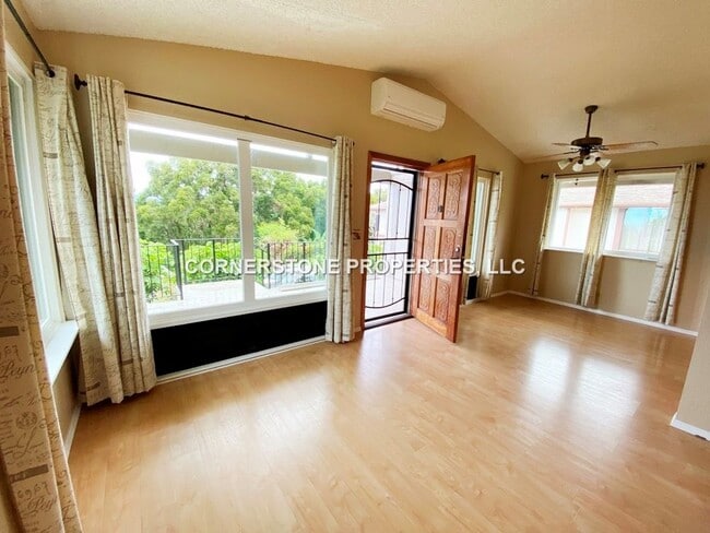 Building Photo - 98-1714 Kaahumanu St. D - 1