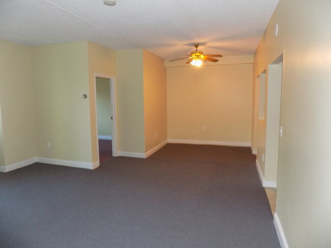 Dining Room - 200 Cove Way