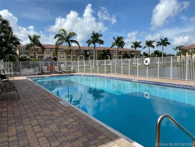 Foto del edificio - 8899 NW 107 Ct