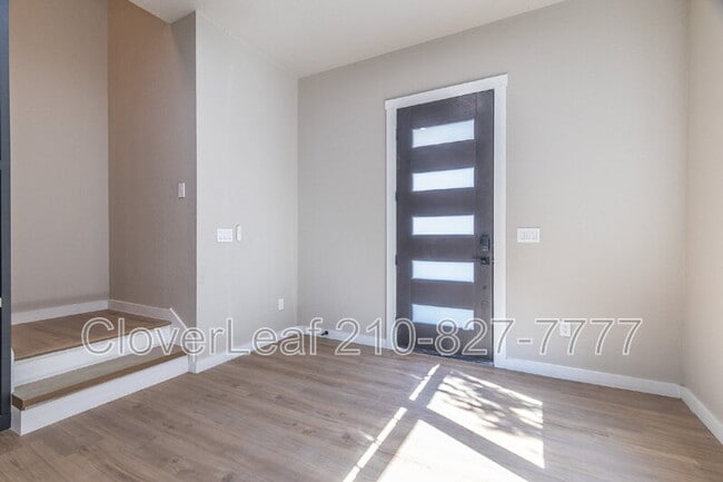 Foto del edificio - 414 Montana St