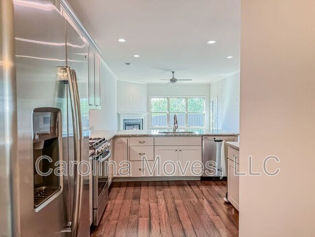 Foto del edificio - 5 Sweetspire Ln