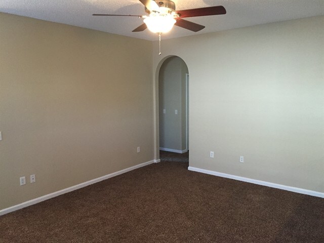 Building Photo - 26 Hartland Court