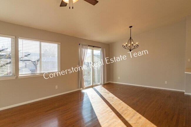 Building Photo - 4535 Star Ridge Dr