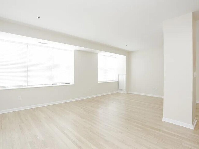 Foto del edificio - 1337 W Fargo Ave