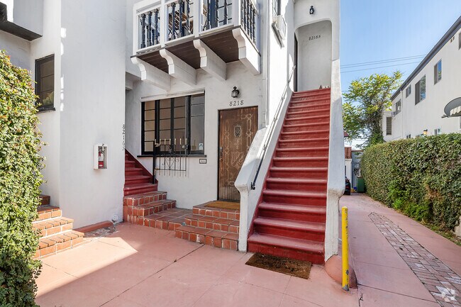 Building Photo - 8214 Norton Ave