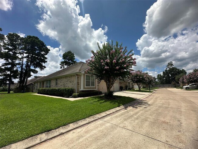 Foto del edificio - 2027 Marchwood Manor Dr