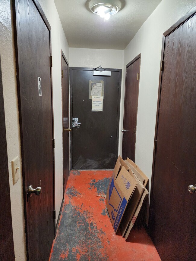 1032 E 12th Ave Unit 1, Anchorage, AK 99501 Apartments in Anchorage