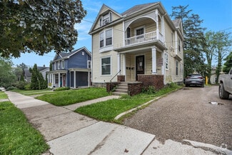 Building Photo - 528 S 5th Ave