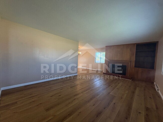 Foto del edificio - 1654 Garfield St