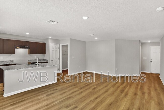 Foto del edificio - 5440 Chenango Blvd