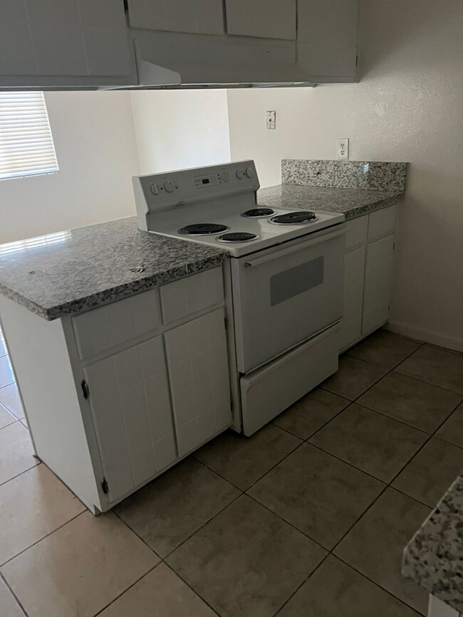 Foto del edificio - 7625 Eagle Park Dr