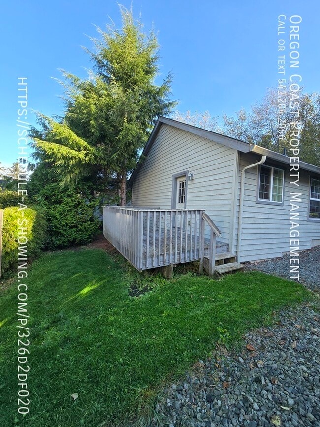 Building Photo - 135 S Quadrant St