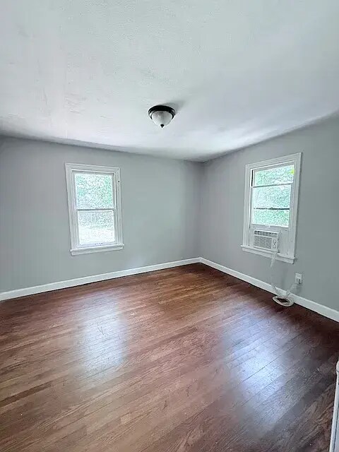 Foto del edificio - 7131 Garesche Ave