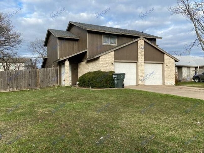 Building Photo - 3106 Trenton Dr