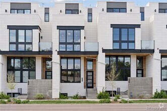 Building Photo - 4273 E 8th Ave