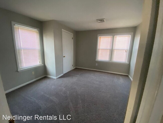 Foto del edificio - 3 br, 1 bath House - 1030 Wayne Ave Apt A