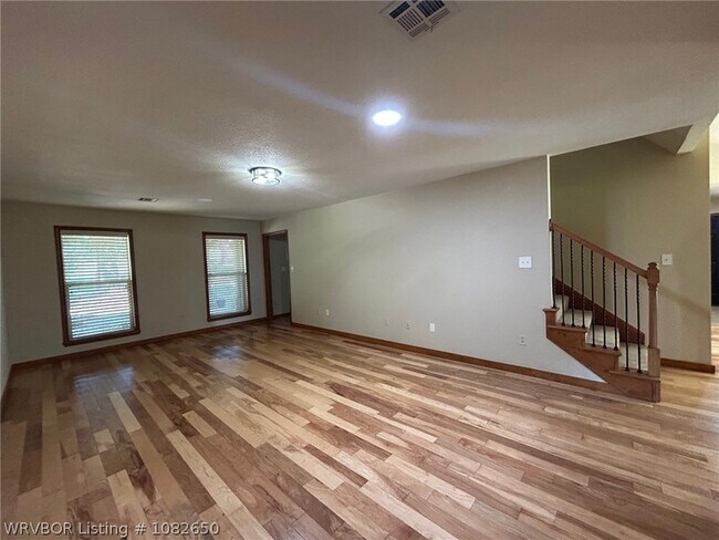 Foto del edificio - 1450 N Ulmer St