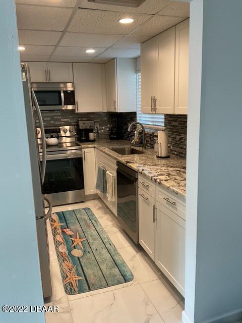 Foto del edificio - 100 Silver Beach Ave
