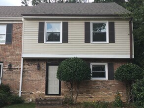 Building Photo - 3861 Overton Manor Ln