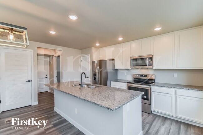 Building Photo - 10285 Luneth Dr