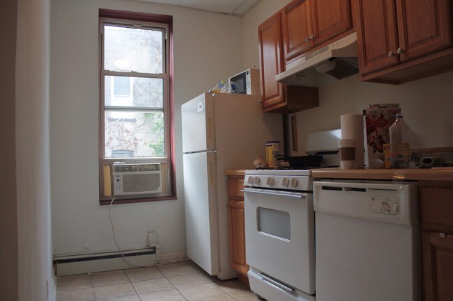 Foto del edificio - 784 Nostrand Ave