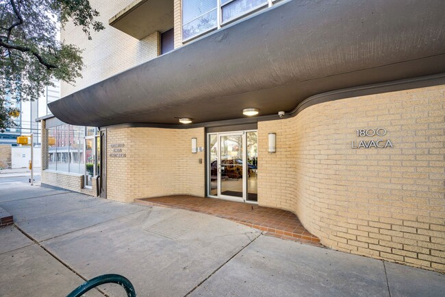 Photo - DOWNTOWN MID RISE - 1BD/1BA - ALL BILLS PAID - GATED - RESERVED PARKING - $1395 Apartment