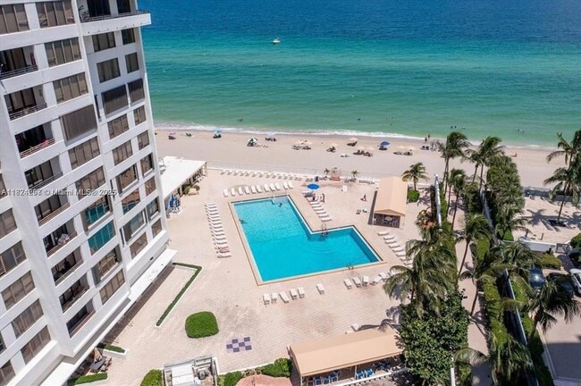 Building Photo - 3505 S Ocean Dr