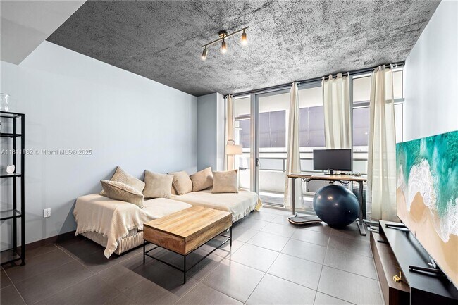 Foto del edificio - 3301 NE 1st Ave