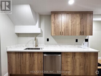 Building Photo - 9-B9 Delevan Ct