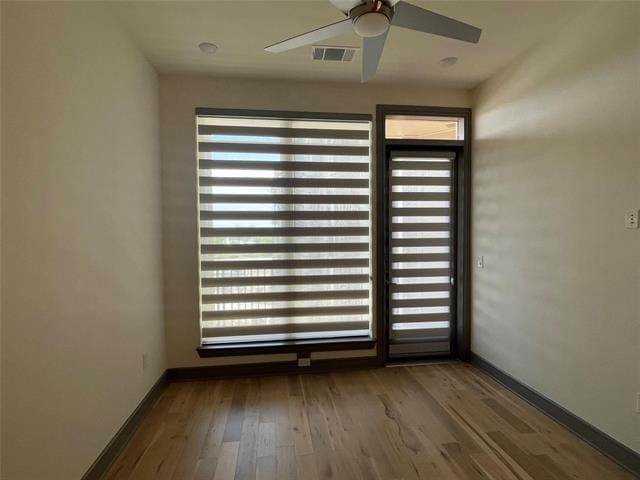 Foto del edificio - 2700 Old Denton Rd