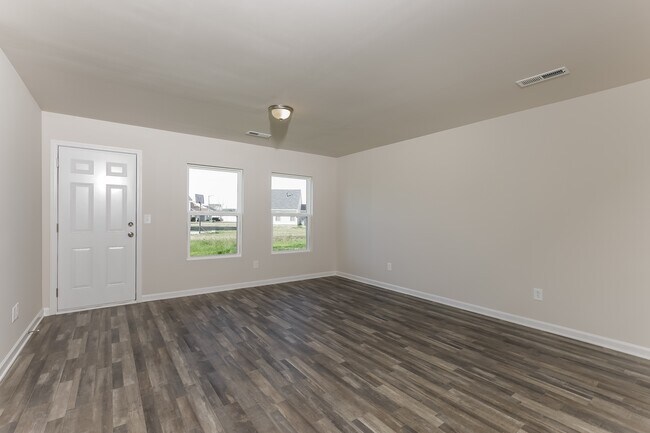 Foto del edificio - 1225 Zoysia Dr