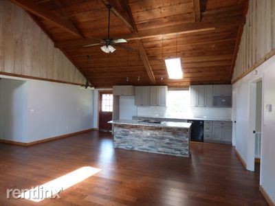 Building Photo - 3 br, 2 bath House - 106 Woodlawn Dr