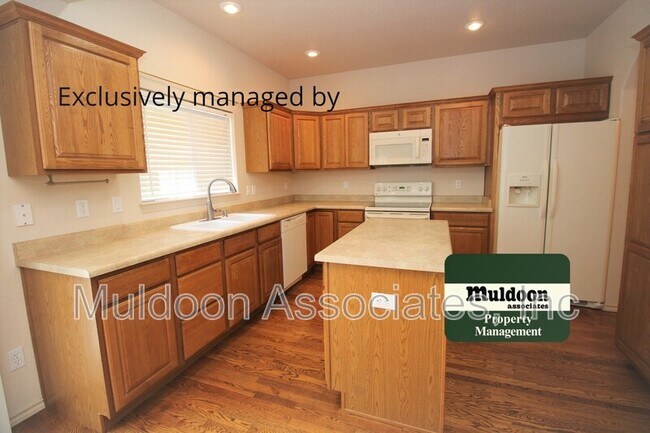 Foto del edificio - 5637 Cross Creek Dr