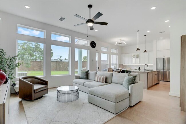 Foto del edificio - 3124 Somerset Levens Ln