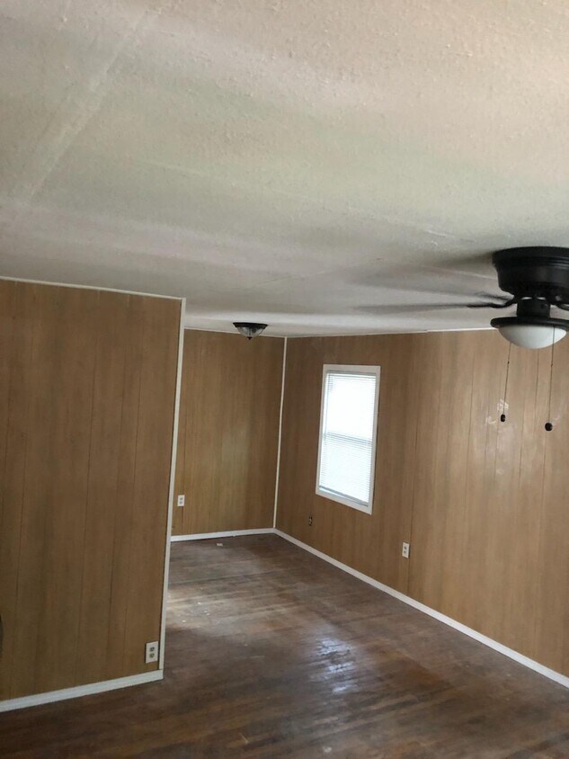 Foto del edificio - 2609 Brookwood Dr