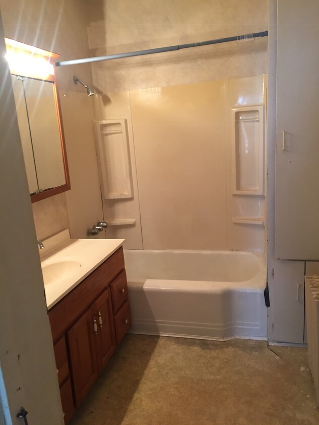 Foto principal - 639 Franklin St