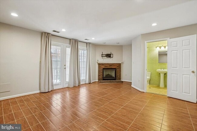 Foto del edificio - 6354 Dakine Cir