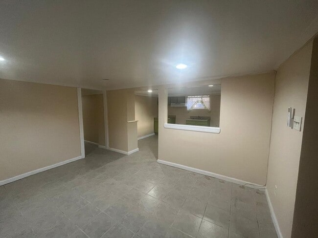 Building Photo - 4212 Monticello Ave