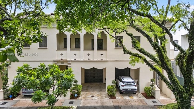 Foto del edificio - 622 Malaga Ave