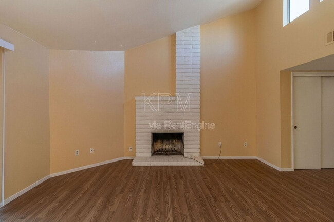 Building Photo - 5528 Sandpiper Ct