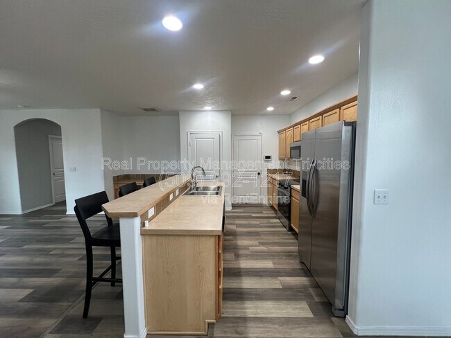 Foto del edificio - 8013 W 5th Ave