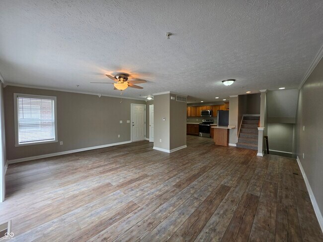 Building Photo - 1480 Royal View Ln