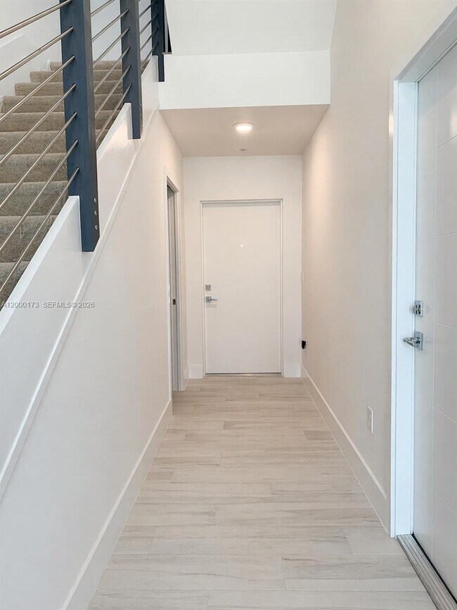 Foto del edificio - 4384 NW 9th St.