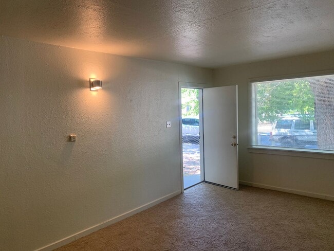 Building Photo - NW401-Brown, Julie Ann
