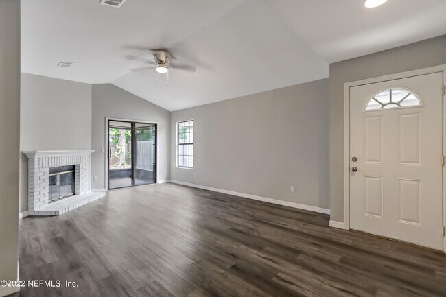 Building Photo - 3807 Millpoint Dr